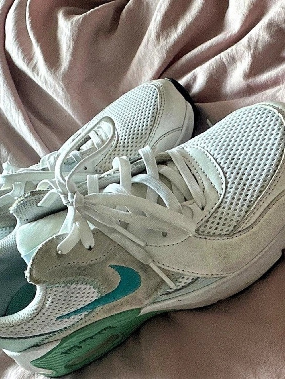 Nike Air Max 90 Women's Sneakers White & Green US 6.5